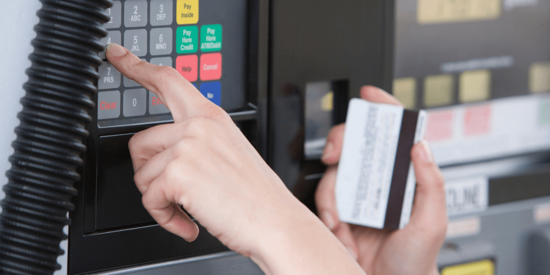 Is It Better to Use a Fuel Card or a Credit Card?